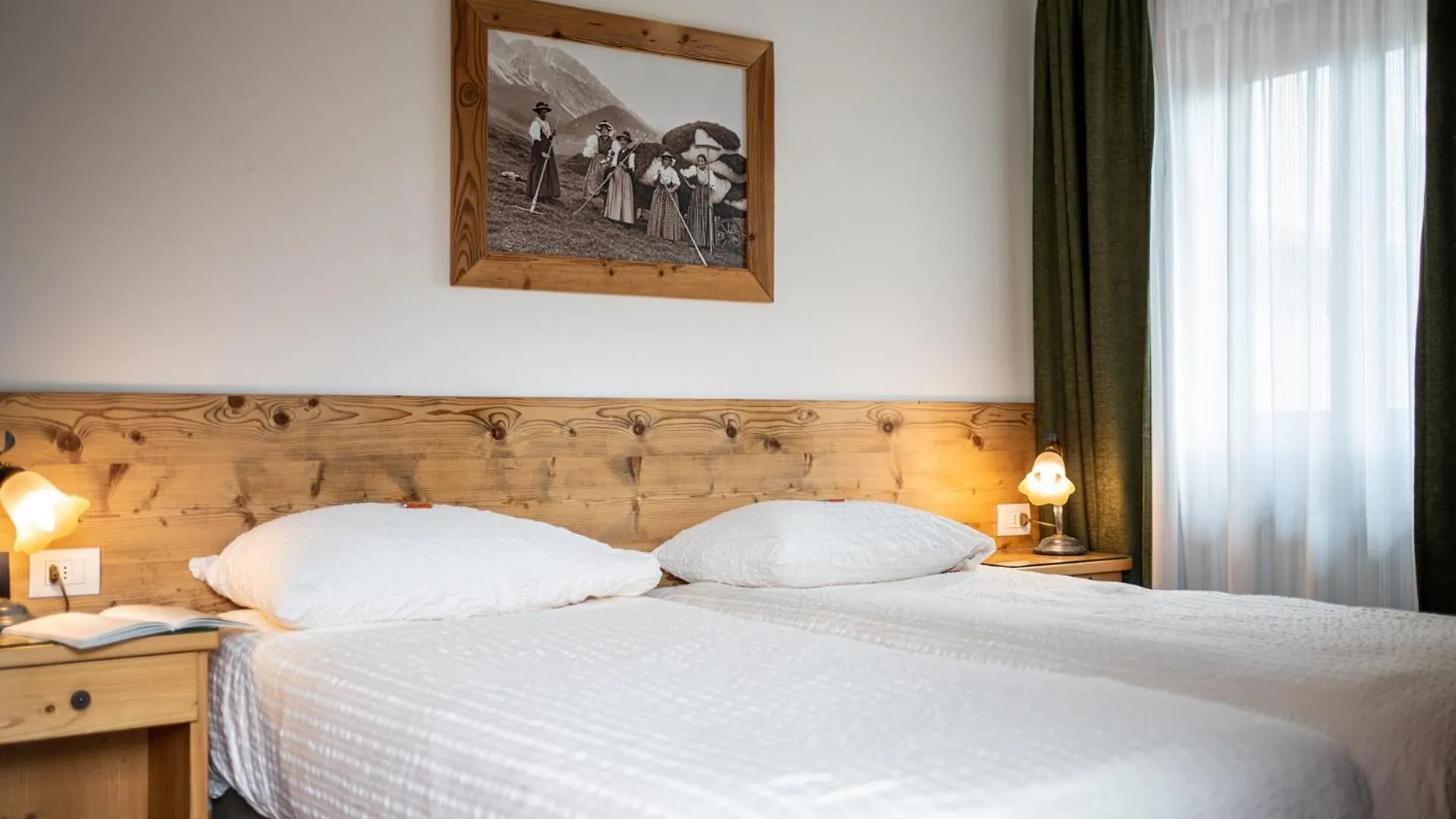 ***  Hotel Panda Cortina- Ricarica Auto Elettriche Cortina d'Ampezzo Italy