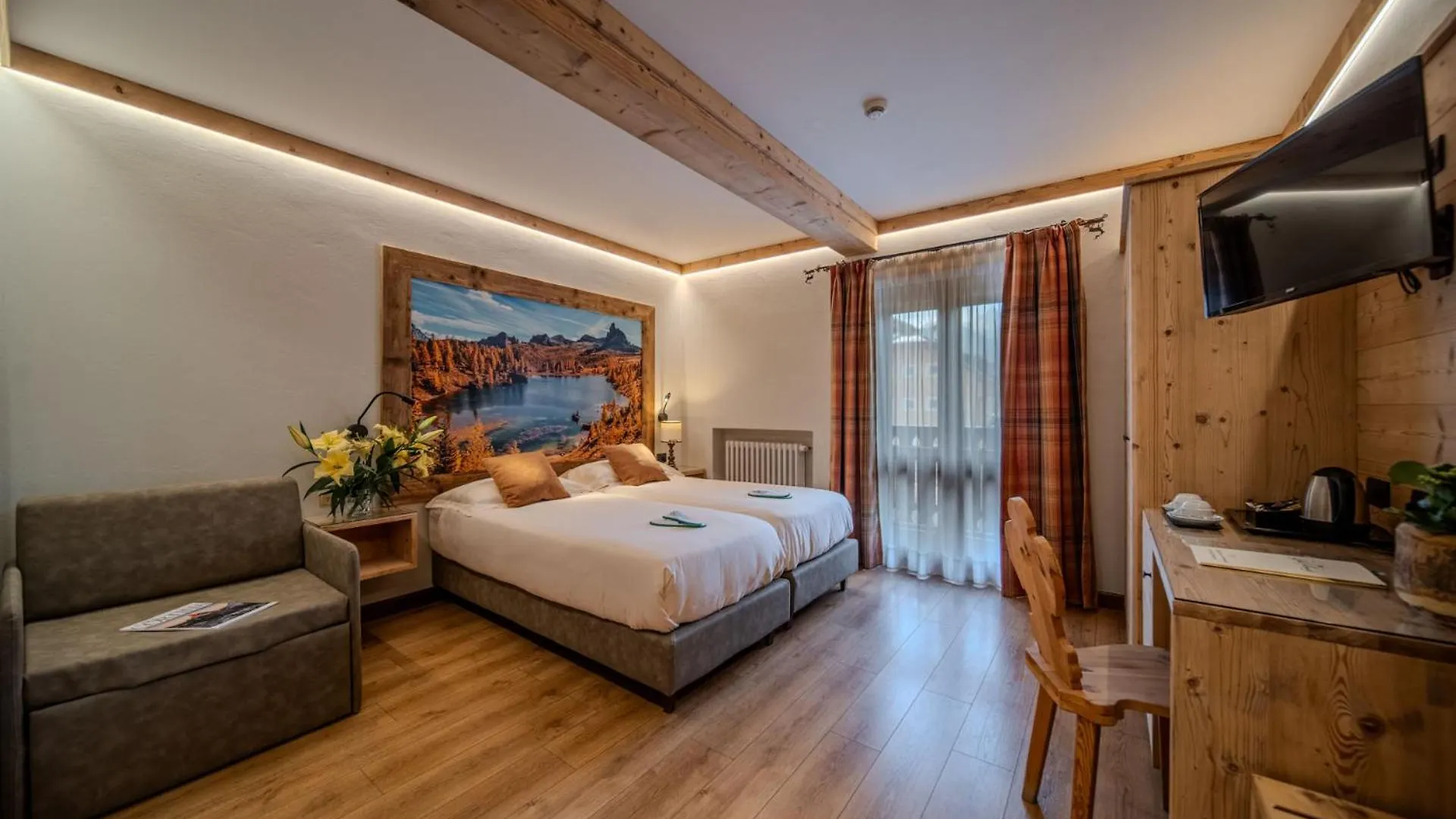 Hotel Panda Cortina- Ricarica Auto Elettriche Cortina d'Ampezzo 3*,