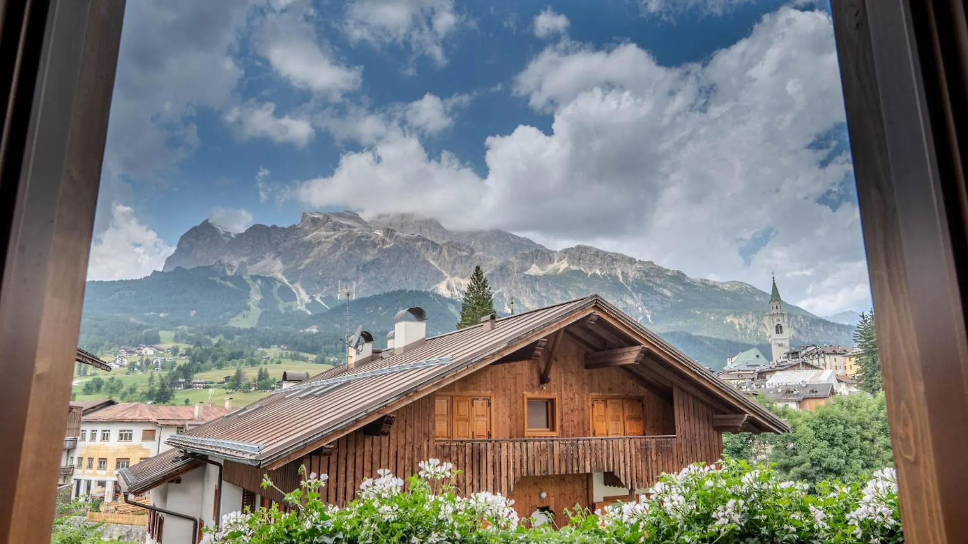 Hotel Panda Cortina- Ricarica Auto Elettriche Cortina d'Ampezzo