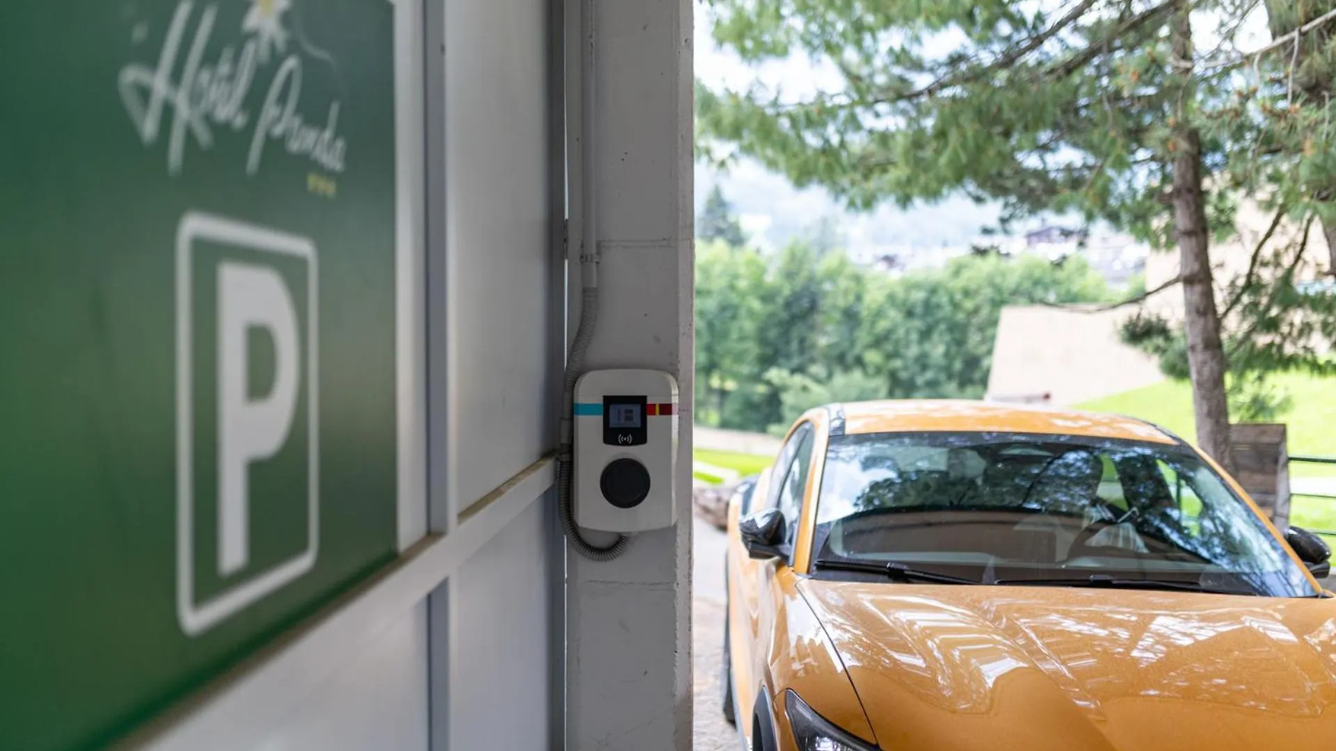Hotel Panda Cortina- Ricarica Auto Elettriche Cortina d'Ampezzo
