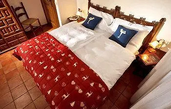 Hotel Panda Cortina- Ricarica Auto Elettriche 코르티나 담페조